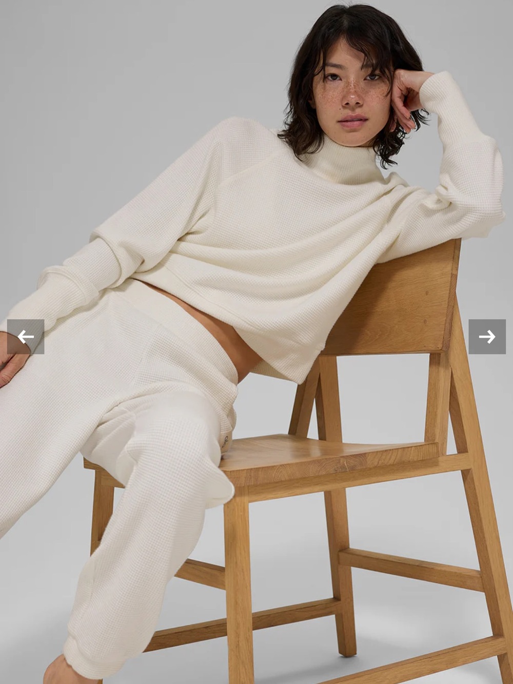 ALO YOGA Waffle Weekend Escape Mock Neck Long Sleeve